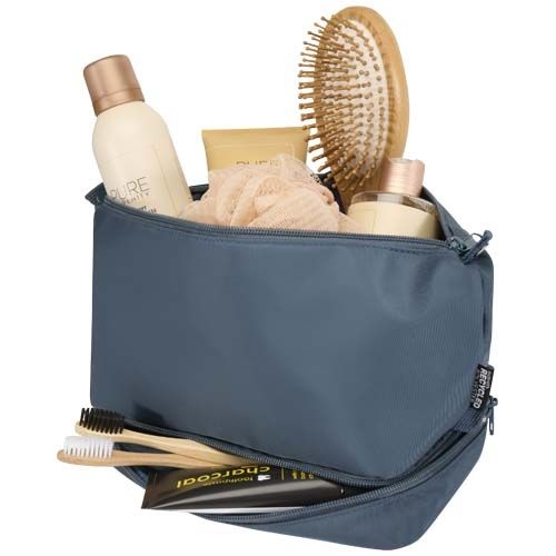 PF120766-2Trip Aware™ Recycelter Reisekulturbeutel 6 L _ hale blau