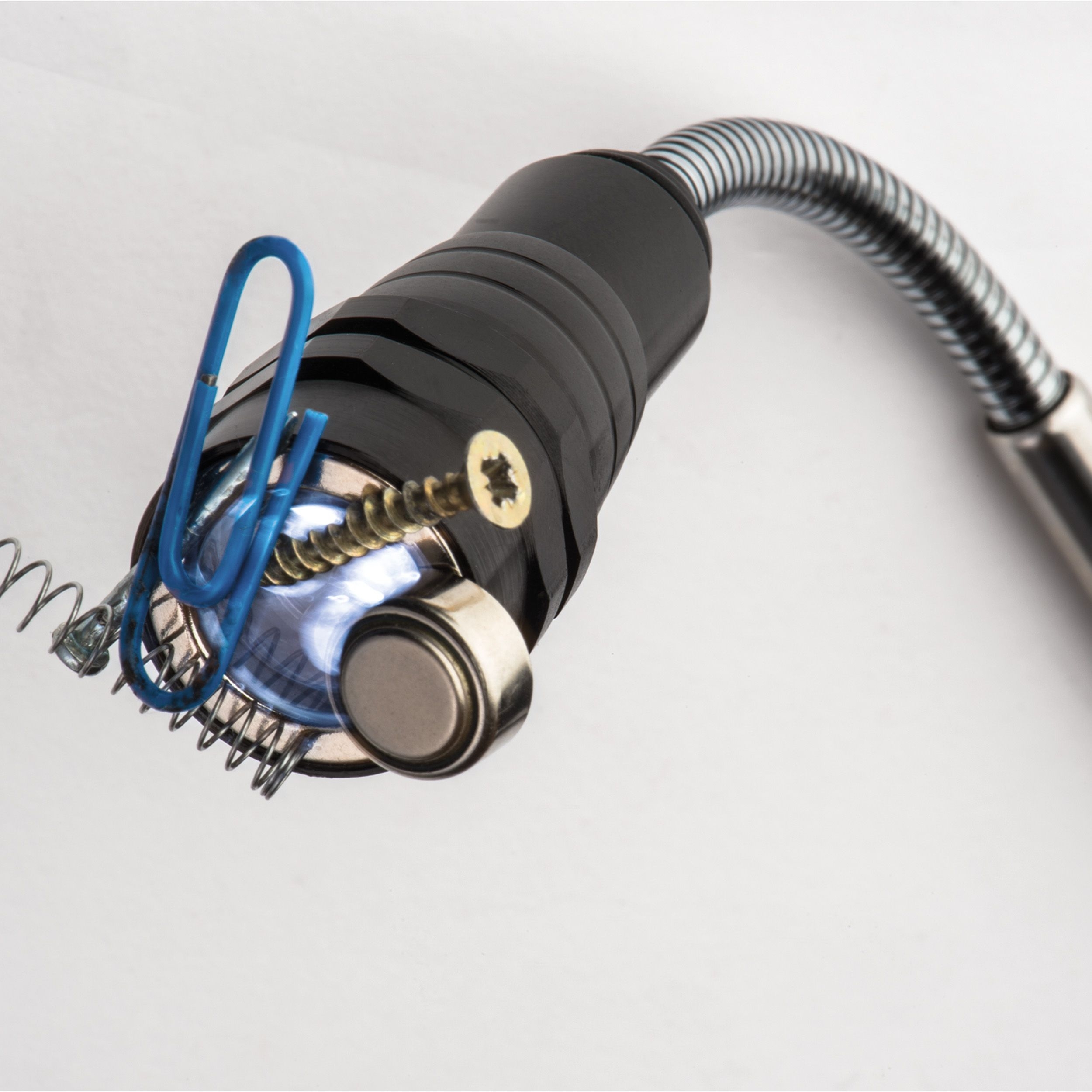 MA80387-03LED Taschenlampe mit Teleskopfunktion_ schwarz