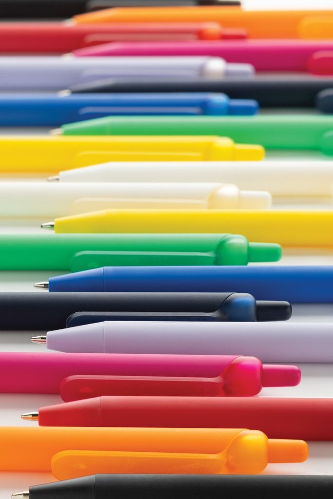 XDP611.34-04Tide Smooth Touch Stift aus GRS zertifiziert recyceltem ABS_ rot