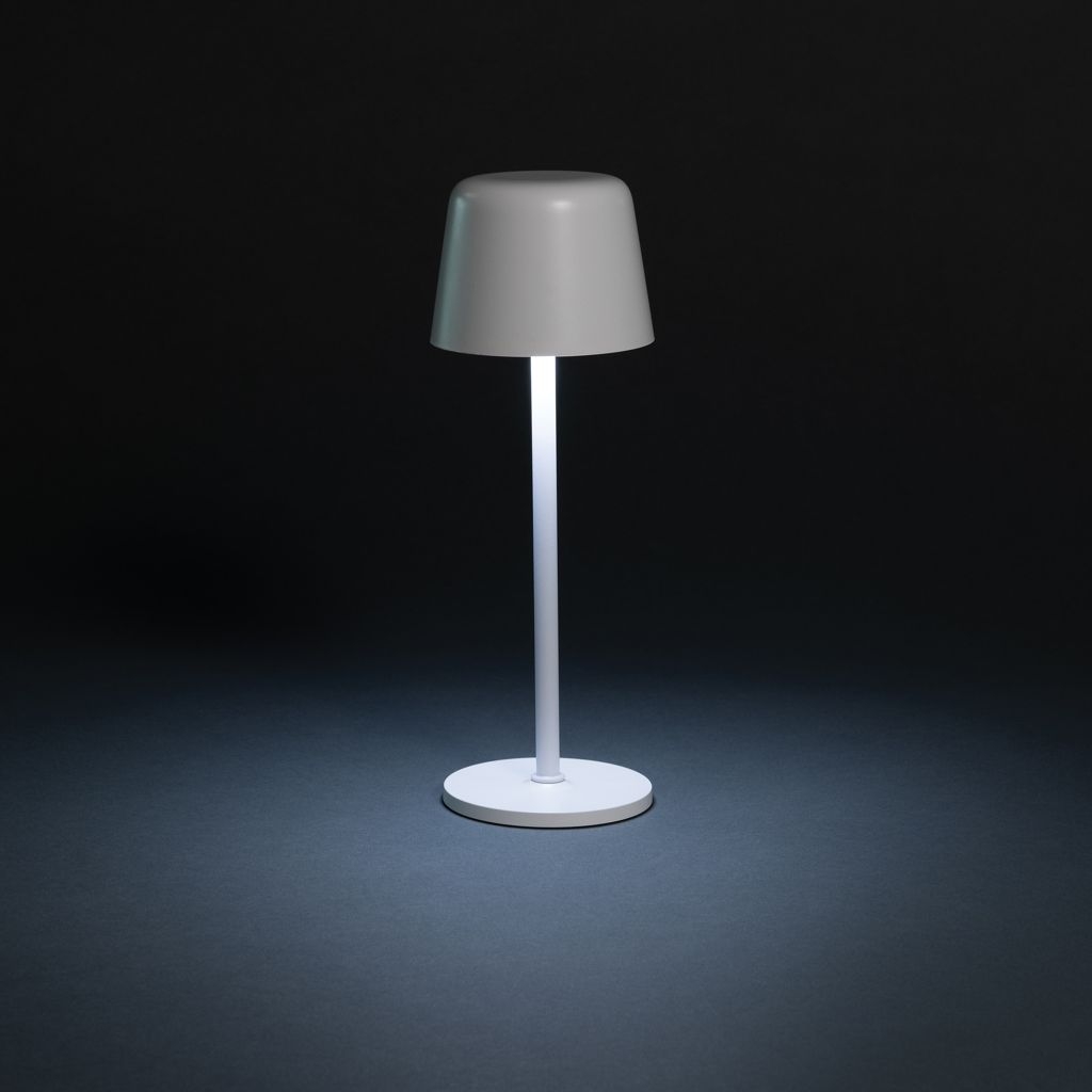 XDP513.97-03Zenic USB Tischleuchte aus RCS recyceltem Kunststoff_ weiss