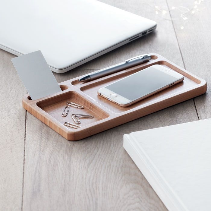 MO9391-40Cleandesk Organizer mit Ladestation_ Holz