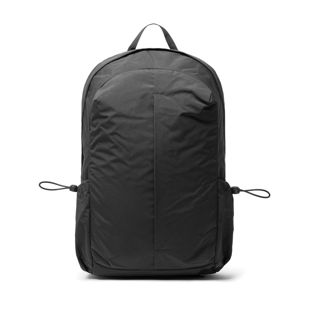 XDP763.53-01KENTO URBAN 15_6_ Rucksack aus RCS  recyceltem Nylon_ schwarz