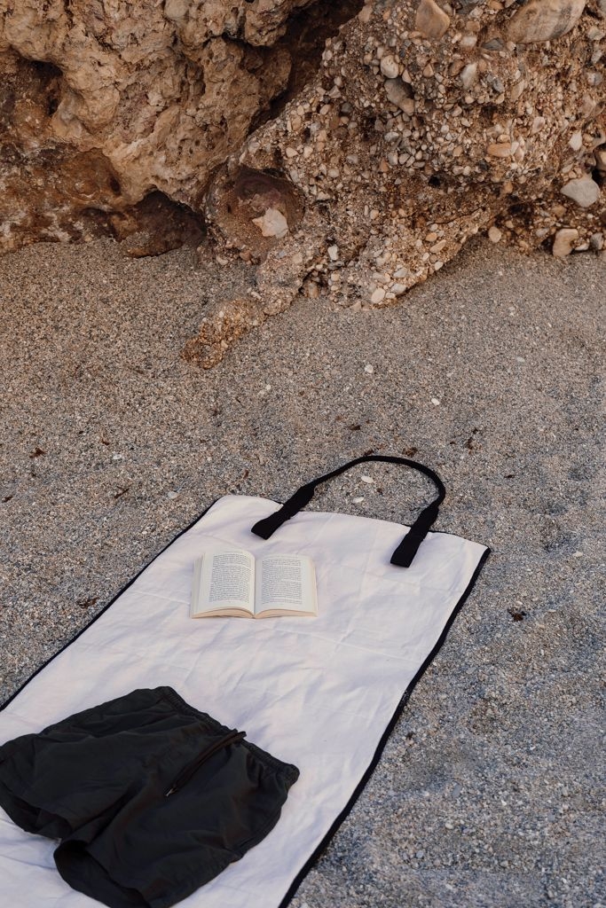 XDV45910-3VINGA Volonne AWARE™ Strandmatte aus recyceltem Canvas_ off white