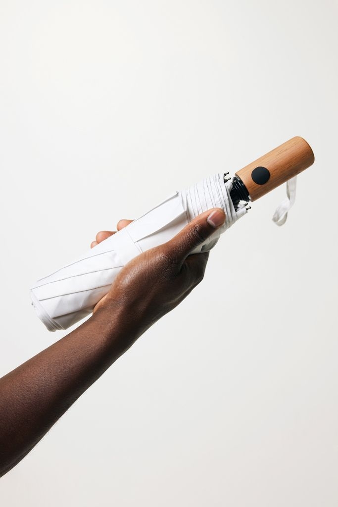 XDP850.70-19Kaycey 21“ Auto-Open Mini-Regenschirm aus AWARE™ rPET_ beige