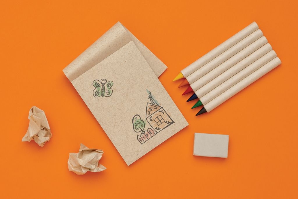 XDP611_36-03Micki GRS 6-tlg. Infinity-Buntstifteset mit Notizblock_ weiss