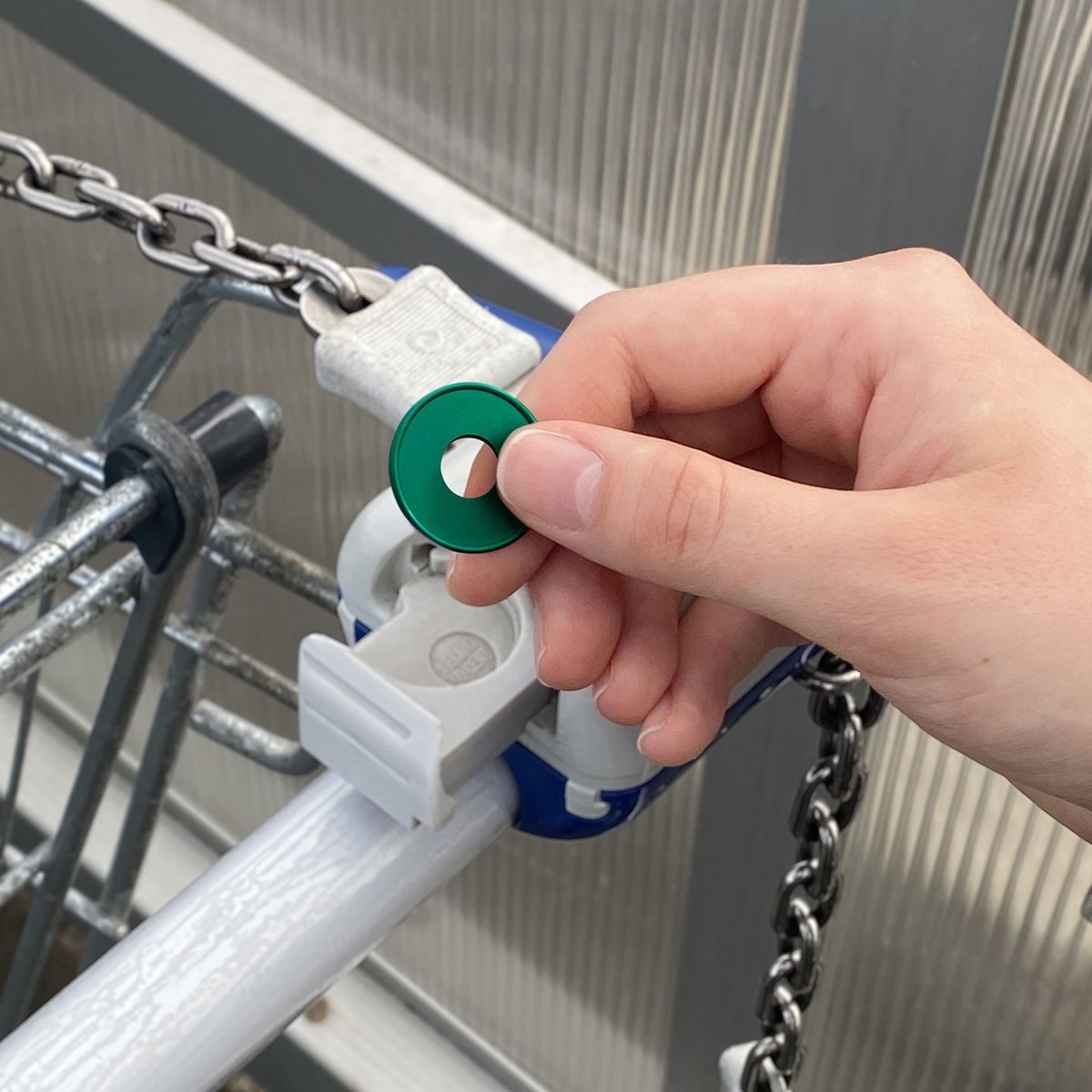 HE3217L-21€-Chip _ gruen