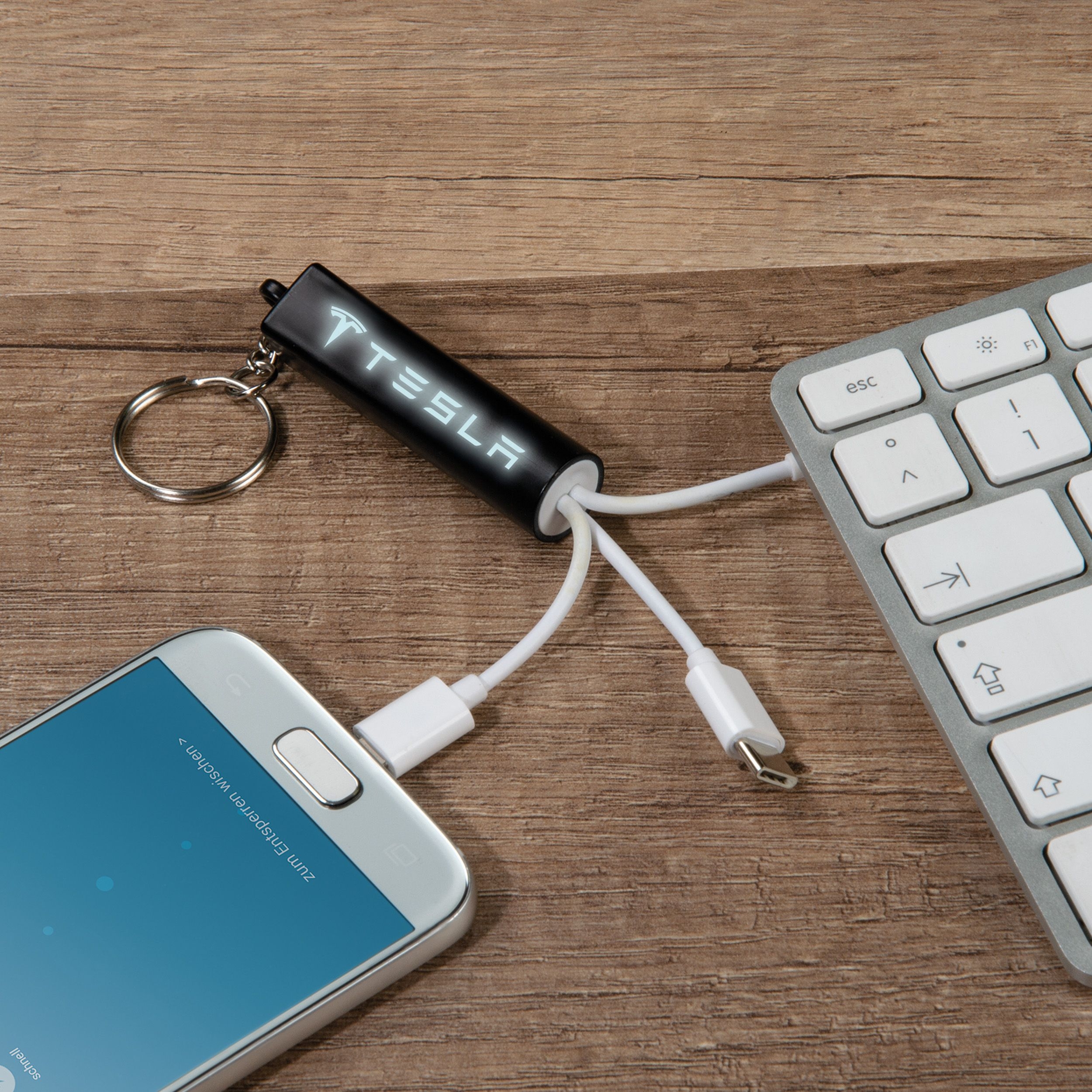 MA20785-03Schluesselanhaenger mit 3in1 USB Ladekabel_ schwarz