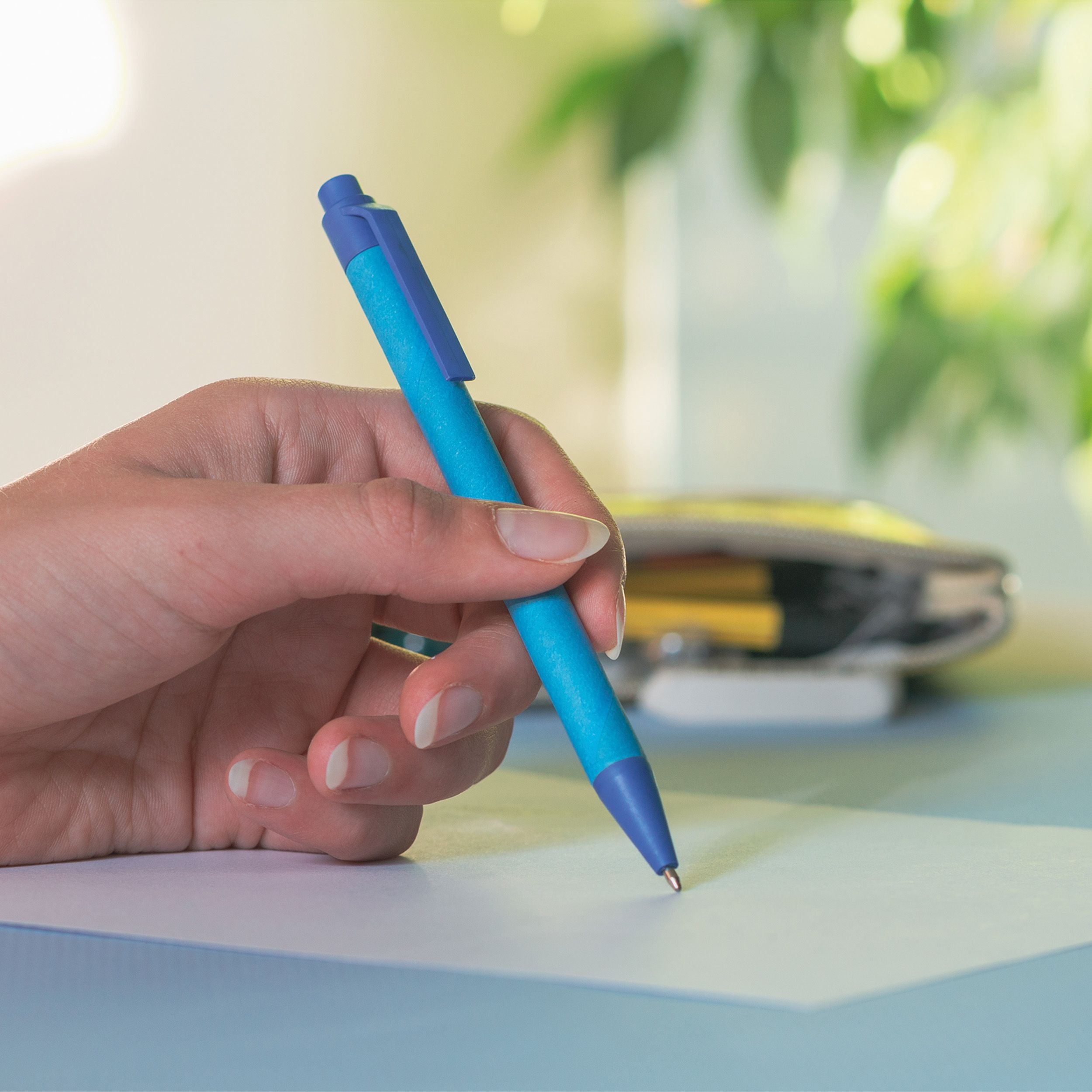 MA12565-04Kugelschreiber aus Papier und Mais_ blau