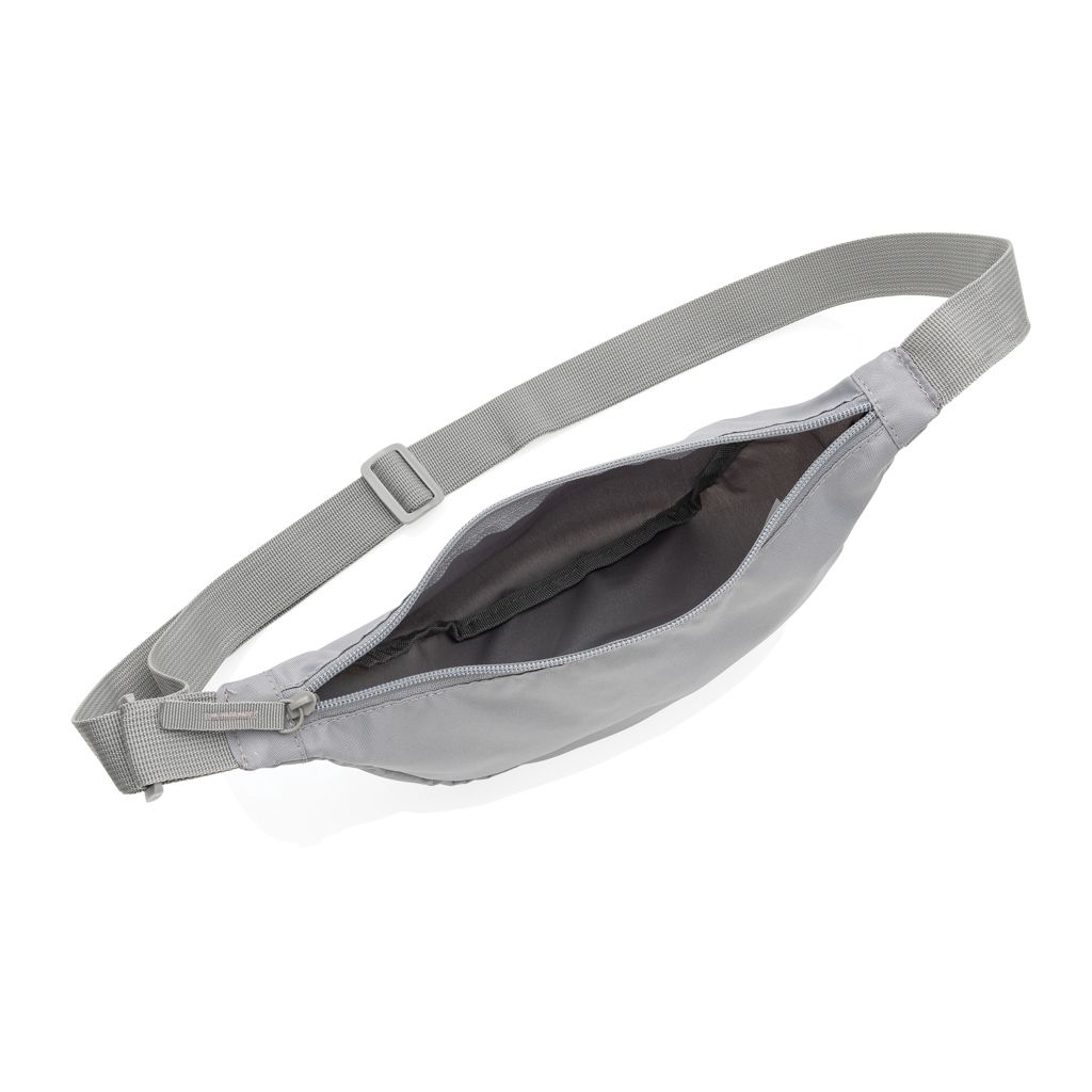 XDP763.20-12Crescent AWARE™ RPET Half-Moon Sling Tasche_ Silbergrau