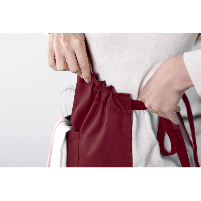 MO8441-02Fitted Kitab Kuechenschuerze_ bordeaux