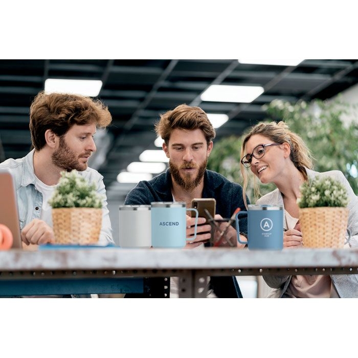 MO2900-06Cocoa Doppelwandiger Becher 400ml_ weiss