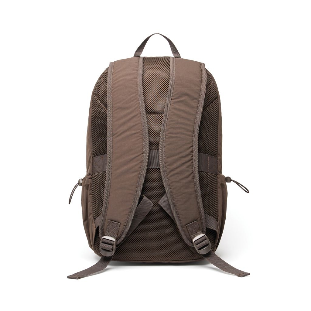 XDP763.53-09KENTO URBAN 15_6_ Rucksack aus RCS  recyceltem Nylon_ braun