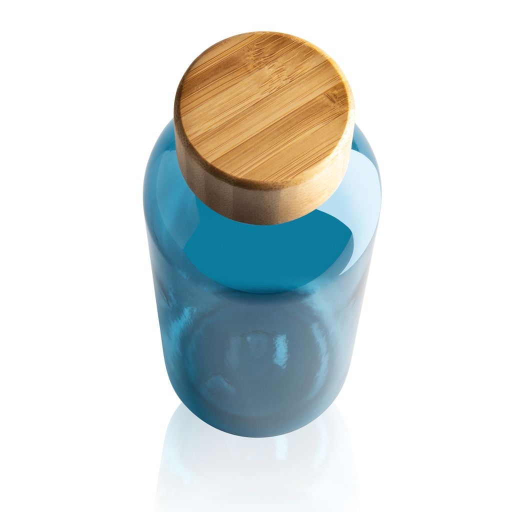 XDP433.09-5RCS rPET Flasche mit Bambus-Deckel_ blau