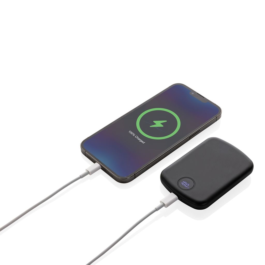 XDP322_41-1MagBoost 5_000mAh magnetische Powerbank aus RCS rec. Plastik_ schwarz