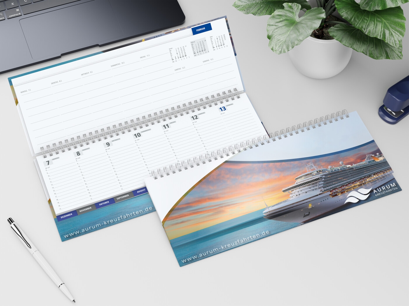 GE0018-GLTisch-Querkalender Master Register_ glaenzend