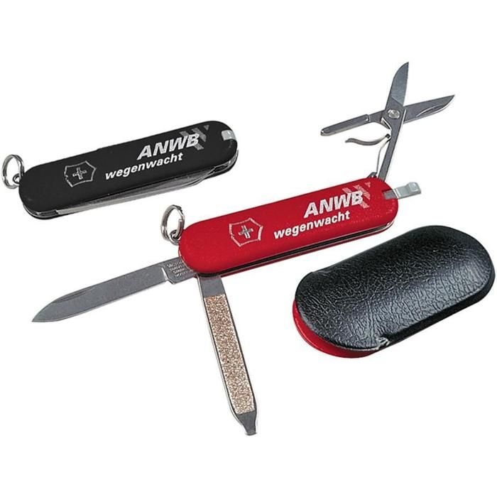 GI3937-08Victorinox Taschenmesser Classic SD_ rot