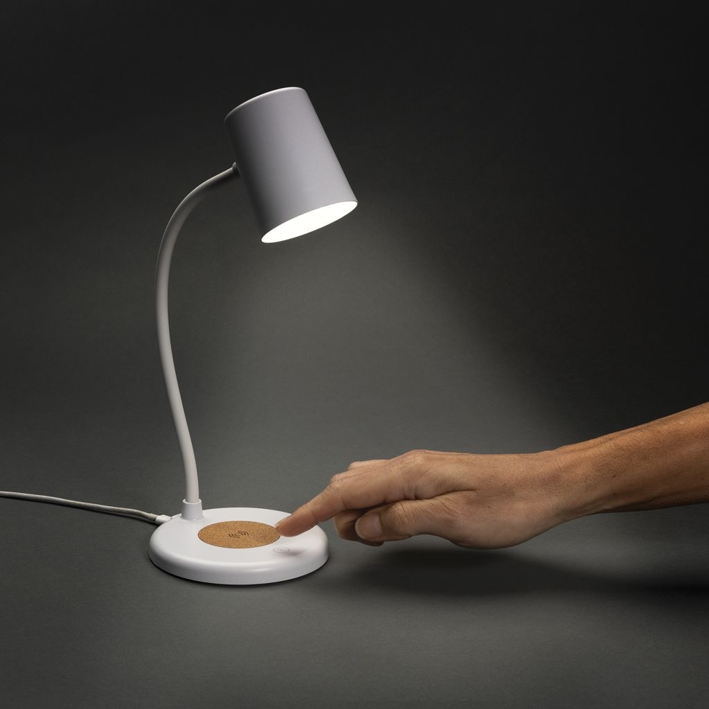 XDP514_03-03Zenara 15W Schreibtischlampe aus RCS rec. Plastik _ Kork_ weiss