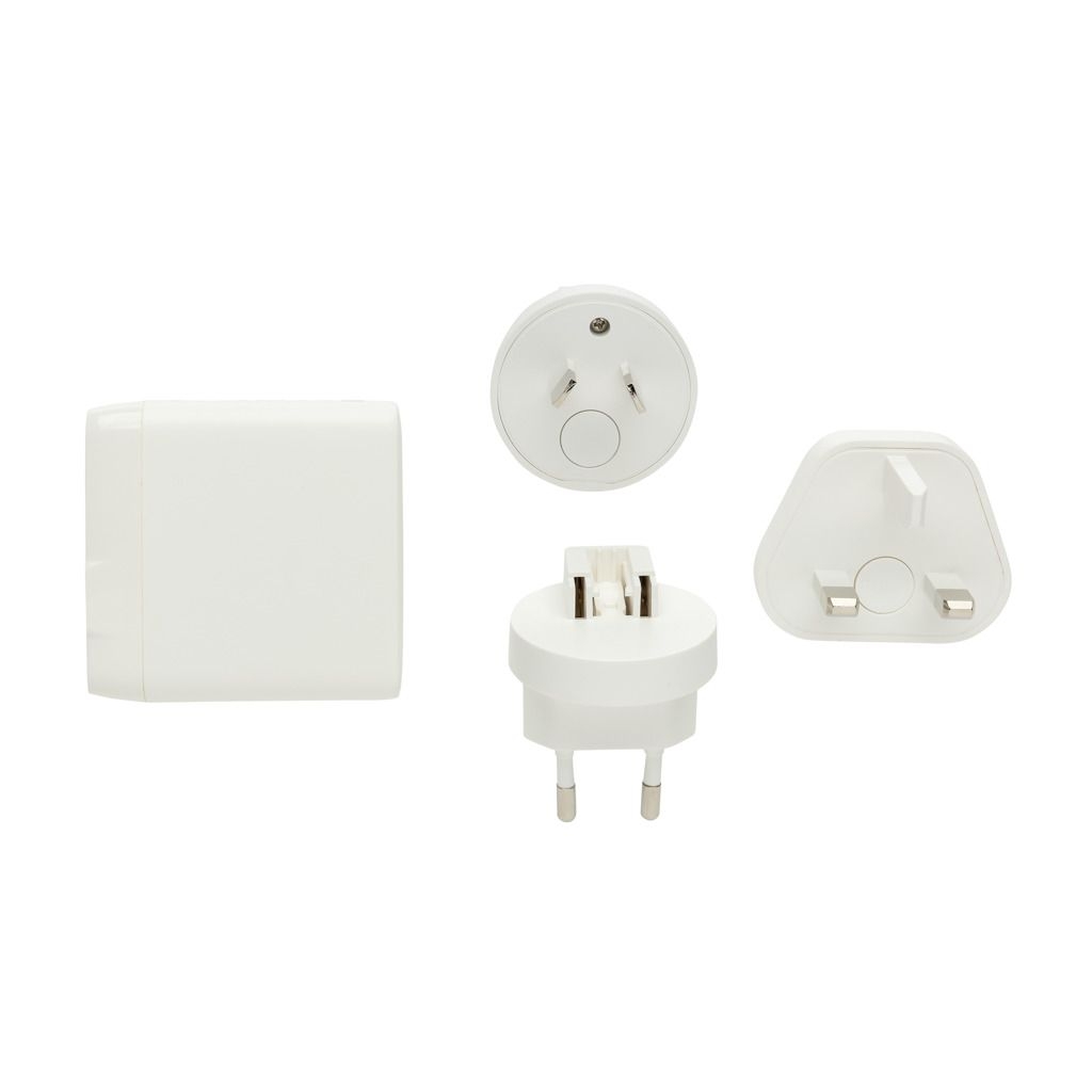 XDP821_02-03TravelCharge Pro Reiseladegeraet mit USB-C aus RCS rec. ABS_ weiss