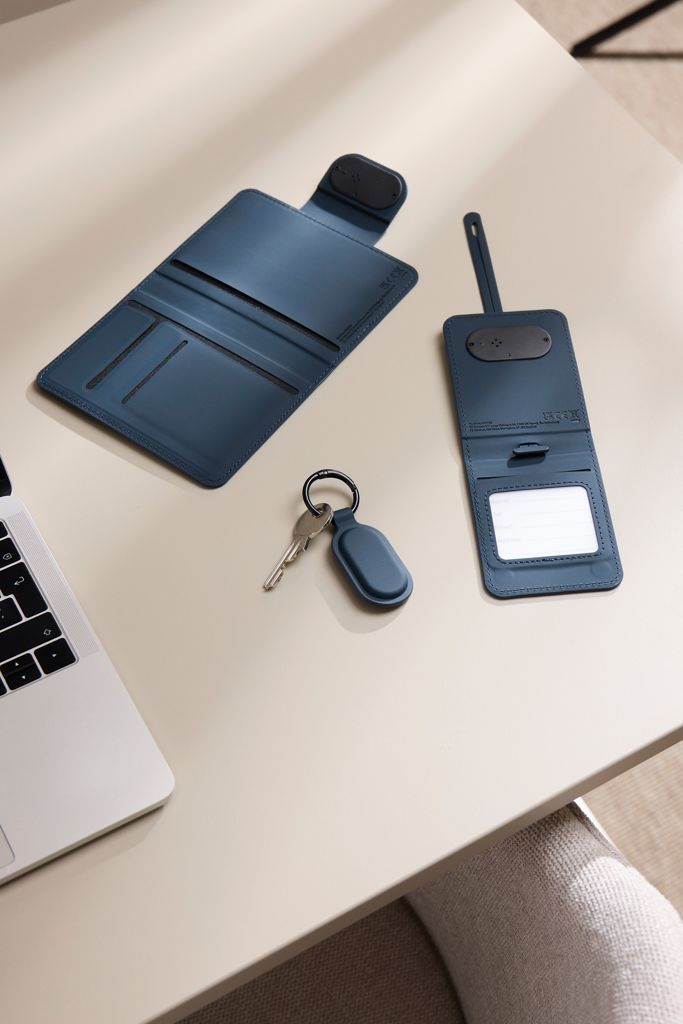 XDV30100-25VINGA Baltimore RCS Passport Cover mit Dual-Finder_ navy blau