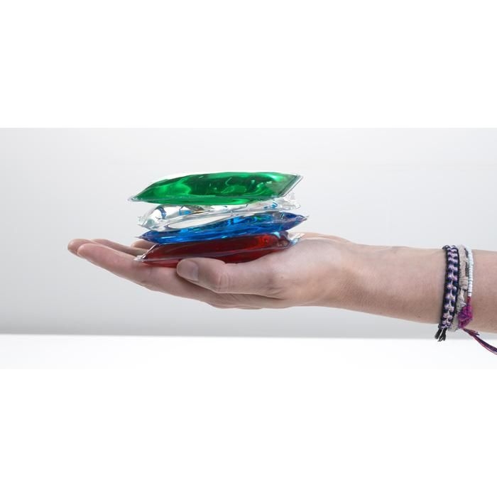 GI5077-18Waermekissen aus PVC Charles_ hellblau