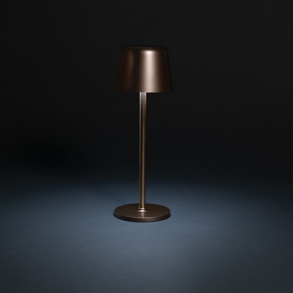 XDP513.97-32Zenic USB Tischleuchte aus RCS recyceltem Kunststoff_ Bronze