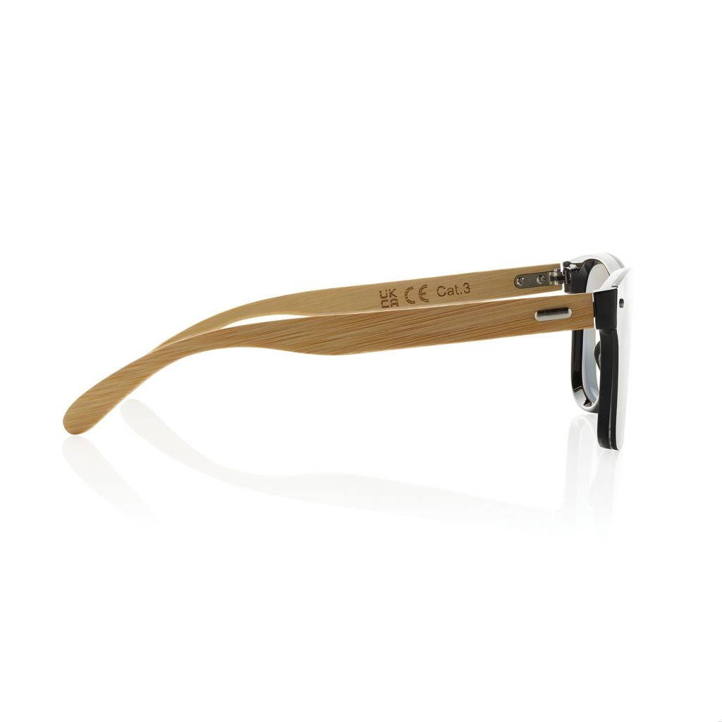XDP453_85-09Prism Sonnenbrille aus RCS rec. Kunststoff mit Bambusbuegeln_ braun