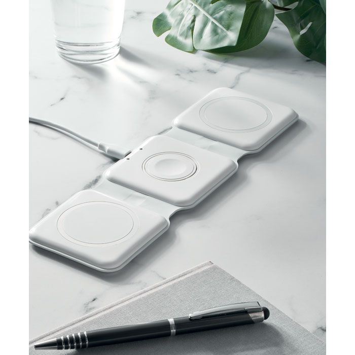 MO2145-06Orio 3fach Ladestation_ weiss