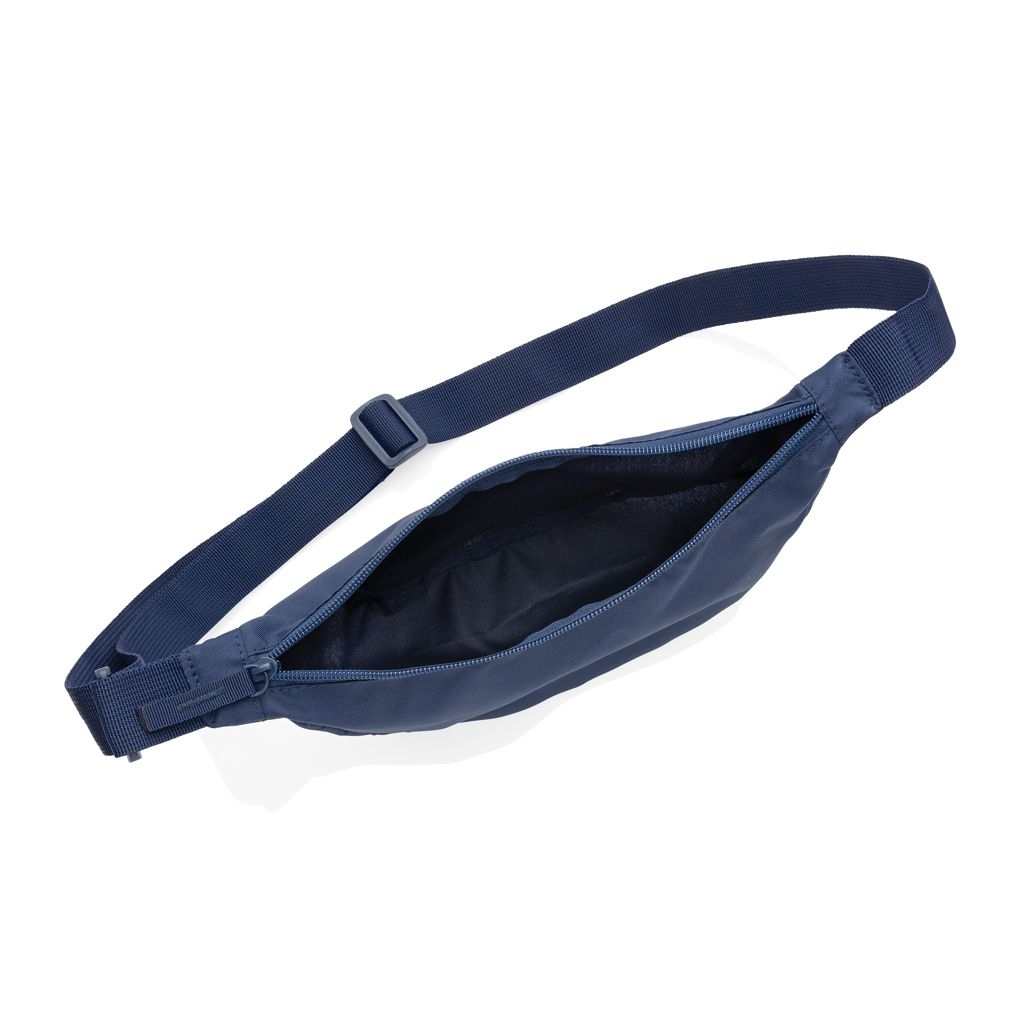 XDP763.20-25Crescent AWARE™ RPET Half-Moon Sling Tasche_ navy blau