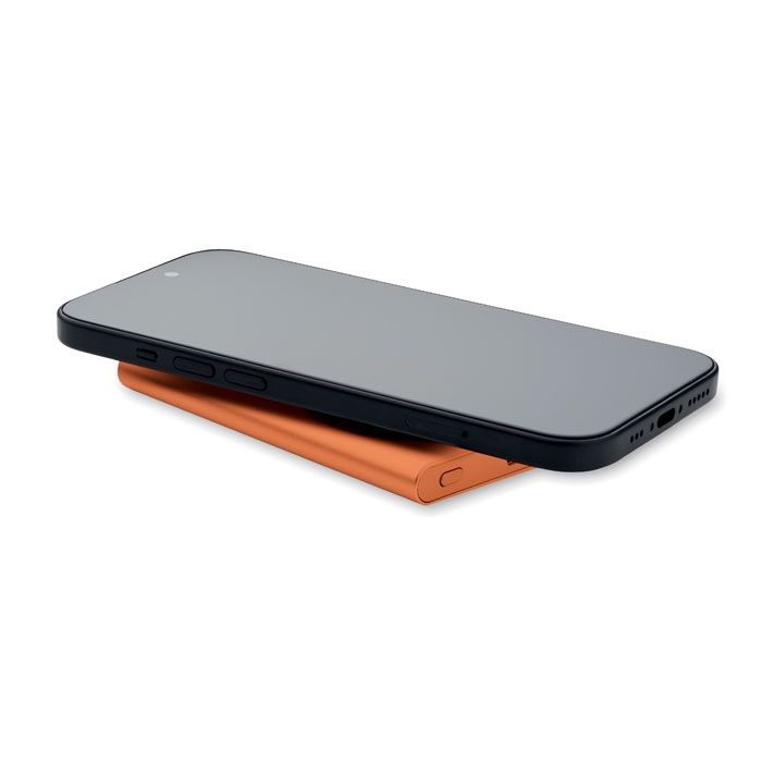 MO2442-10Pawtt Wireless charger power bank_ orange