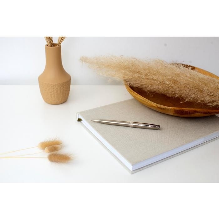 GI9426-879Parker Sonnet Kugelschreiber aus Edelstahl_ stainless