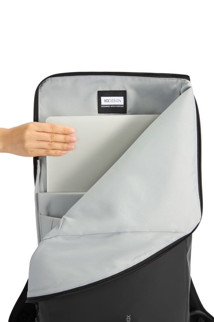 XDP706.26-01Urban wasserabweisender Flap-Top Rucksack_ schwarz