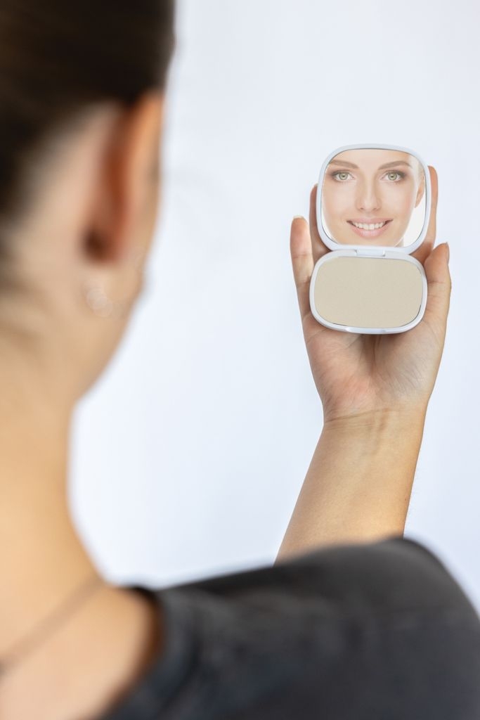 XDP457_04-03Reflecta Make-Up Spiegel aus RCS rec. ABS_ weiss